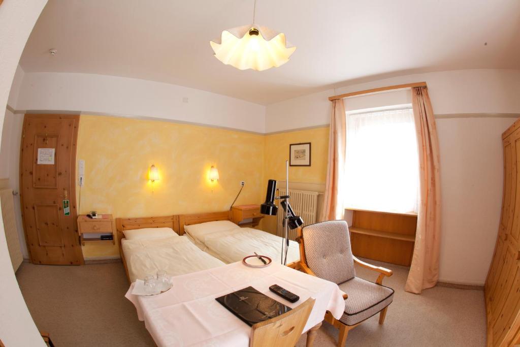 Hotel Post Pontresina Zimmer foto