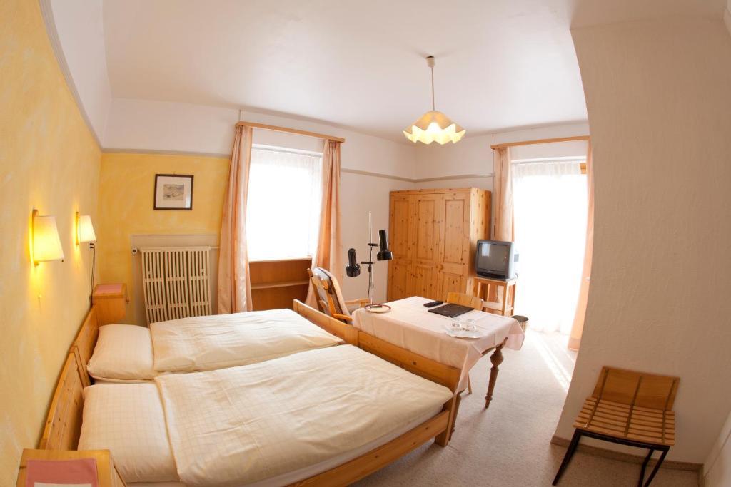Hotel Post Pontresina Zimmer foto